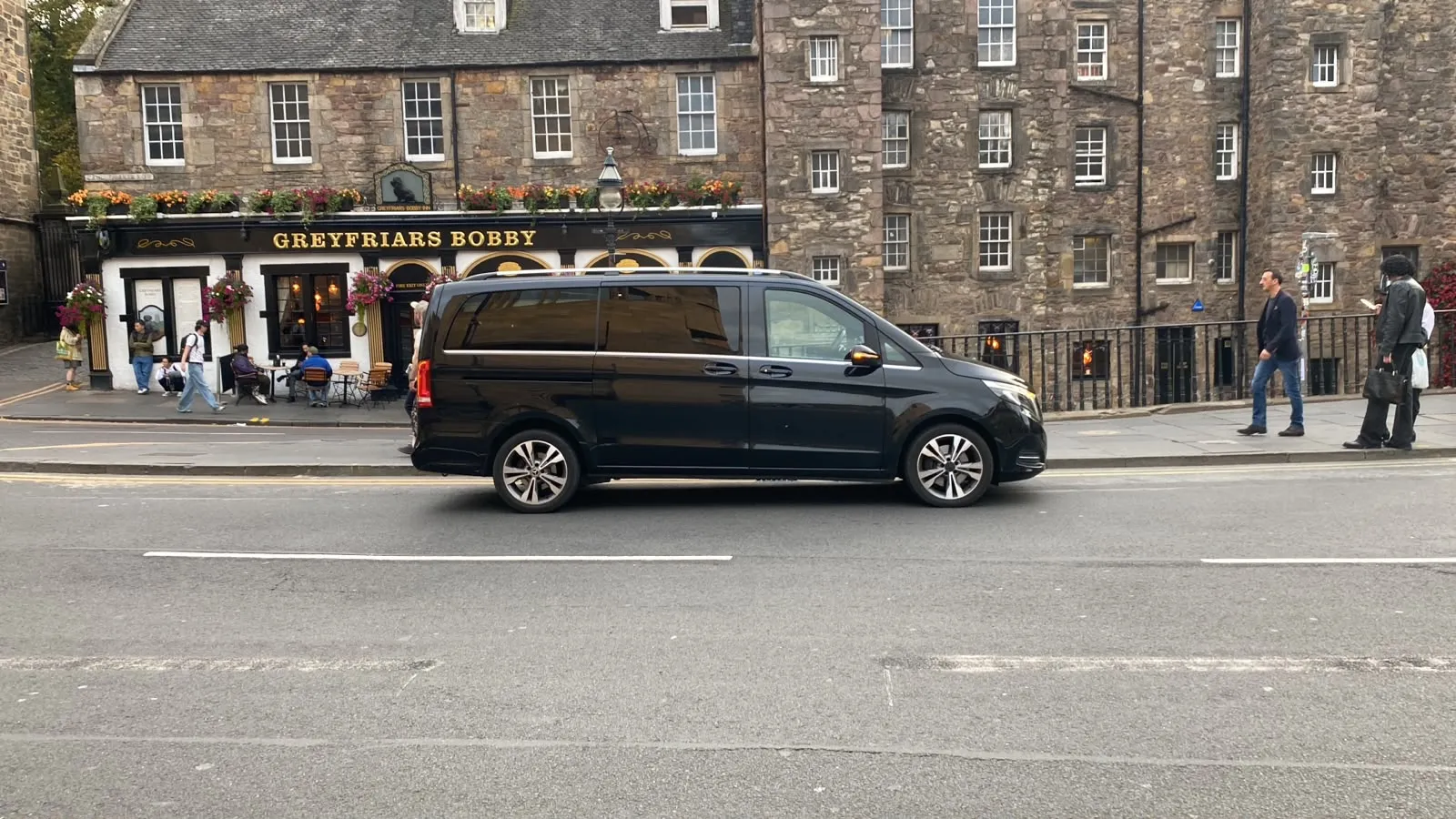 Greyfriars Chauffeur Mercedes V-Class on Candlemaker Row, ready to travel to Bathgate